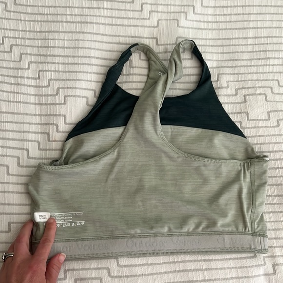 Outdoor Voices Move Free TechSweat Crop Top large - Picture 6 of 16